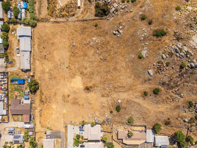 1161 N Anza Street, El Cajon CA: https://media.crmls.org/mediaz/4482a619-a7e8-42b6-bd42-7ec81584b201.jpg