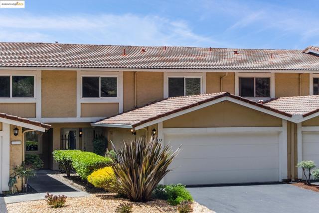 93 Thousand Oaks St, Oakland CA: https://media.crmls.org/mediaz/44832149-dcb8-4455-a61b-2367168c5b59.jpg