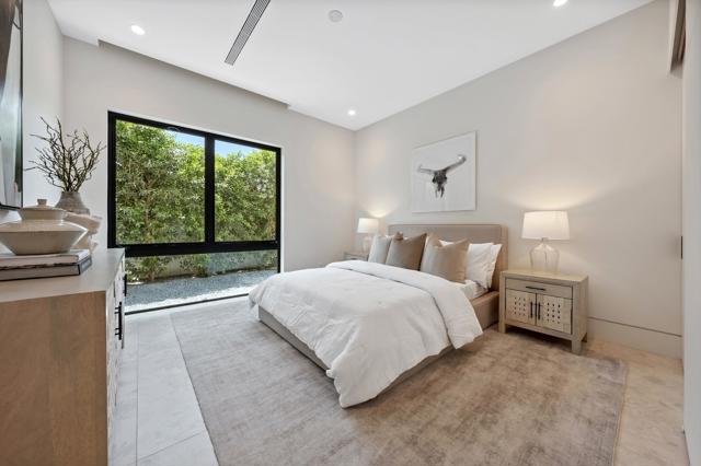 7 Makena Lane, Rancho Mirage CA: https://media.crmls.org/mediaz/448374ee-7e42-4685-9189-b0bf39e1212f.jpg