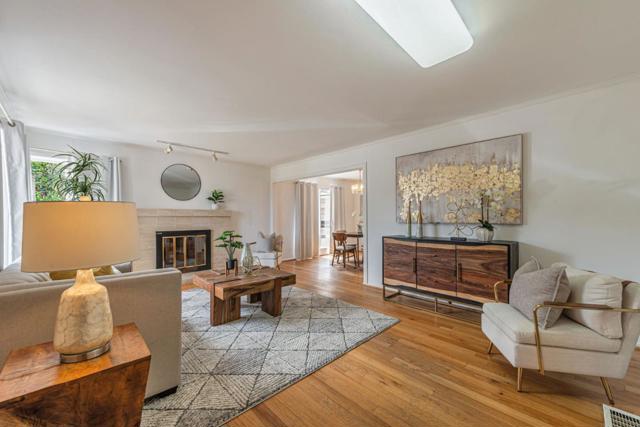 642 Lomita Avenue, Millbrae CA: https://media.crmls.org/mediaz/4483d2fa-3d89-4ef0-8f77-a7014c7f49d5.jpg
