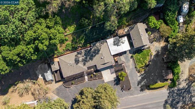 1451 Franklin Canyon Rd, Martinez CA: https://media.crmls.org/mediaz/4483d5b6-8b23-431f-b535-f623deb78b2f.jpg