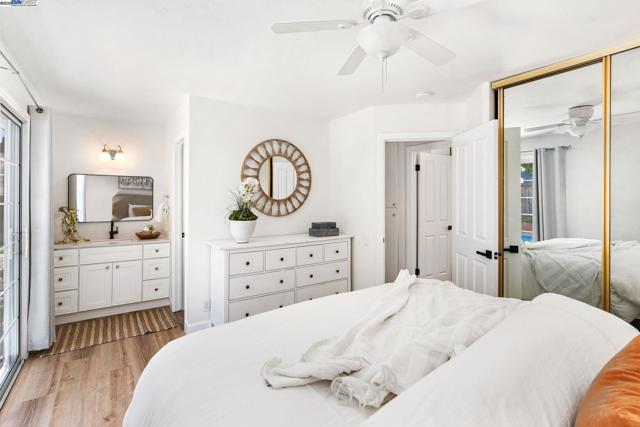 1001 Crellin Rd, Pleasanton CA: https://media.crmls.org/mediaz/448429c5-08dd-4249-a640-3bfe4d356d78.jpg