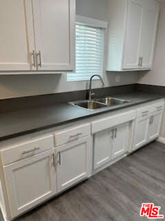 5720 Yolanda Avenue, Tarzana CA: https://media.crmls.org/mediaz/4485b3dc-58f5-42ac-9583-b28753d69396.jpg