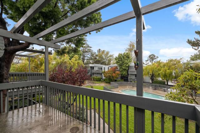4289 George Avenue, San Mateo CA: https://media.crmls.org/mediaz/44860a19-9555-496c-980e-2ed75e18c979.jpg