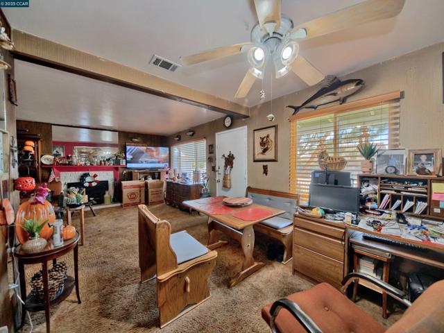 848 Linda Vista Street, San Jose CA: https://media.crmls.org/mediaz/44867972-3d36-4dda-8f4c-538f1e415c7e.jpg