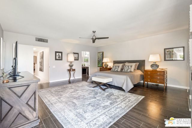 2130 S Toledo Avenue, Palm Springs CA: https://media.crmls.org/mediaz/4486b783-04d4-49e6-a81f-7059e50b1d8b.jpg