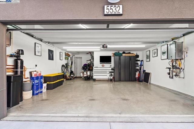 5532 Stout Street, Dublin CA: https://media.crmls.org/mediaz/4487a28f-8252-4428-af3a-a9e4b1499a0f.jpg