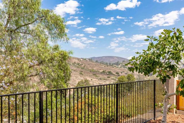 Detail Gallery Image 47 of 60 For 9432 Hito Ct, San Diego,  CA 92129 - 5 Beds | 3 Baths