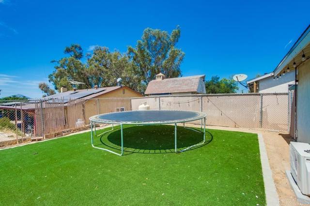 Detail Gallery Image 32 of 33 For 415 3rd St, Ramona,  CA 92065 - 3 Beds | 2 Baths