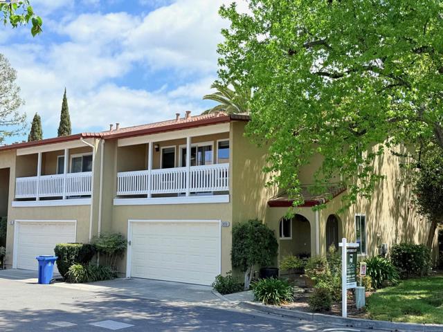 3050 Benjamin Grn, Fremont CA: https://media.crmls.org/mediaz/448a02d9-e9fc-438b-a4ea-98c4ef55bf2c.jpg
