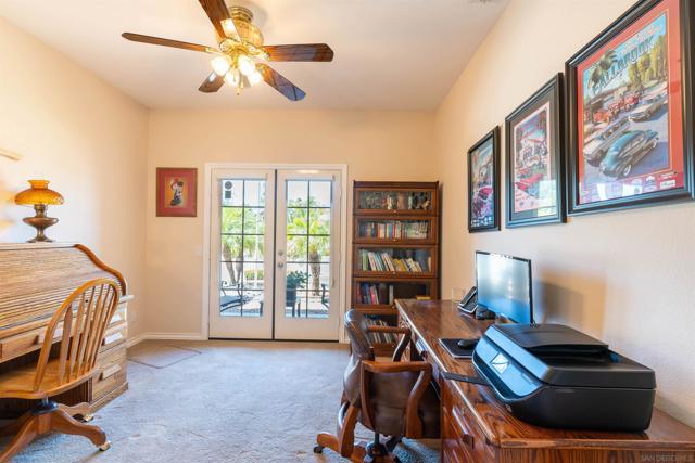 2059 Avocado Knoll Lane, Fallbrook CA: https://media.crmls.org/mediaz/448a2f80-be6f-4947-843f-51b0ff340e03.jpg
