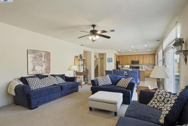 Image 29 of 53 For 5854 Riverbank Cir