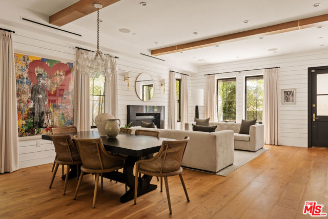 4447 Farmdale Avenue, Studio City CA: https://media.crmls.org/mediaz/448af45b-495c-4133-ab51-25ad0b2b7f80.jpg