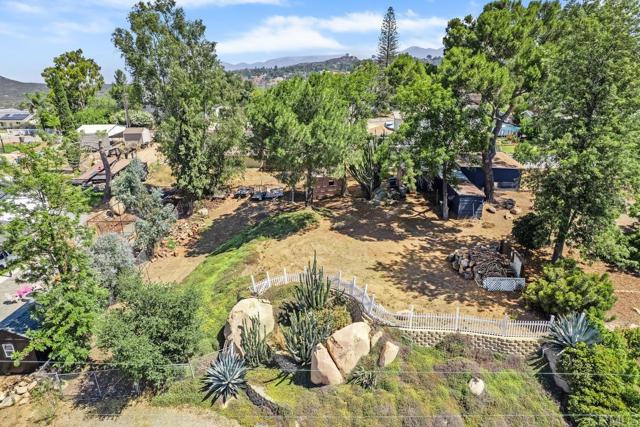 Detail Gallery Image 3 of 37 For 345 Lento Lane, El Cajon,  CA 92021 - – Beds | – Baths