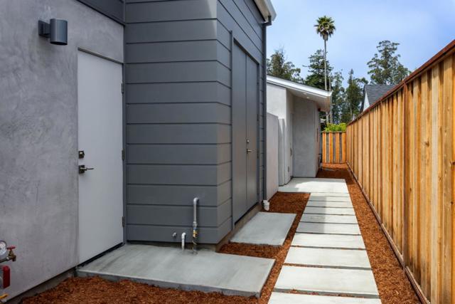 355 30th Avenue, Santa Cruz CA: https://media.crmls.org/mediaz/448ca4b9-49d5-427b-b3b0-9556663129d9.jpg