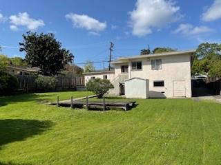 735 Alameda De Las Pulgas, Redwood City CA: https://media.crmls.org/mediaz/448d093d-26da-4fa3-9023-d34b8a59fed7.jpg