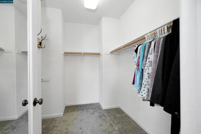 5152 Bengali St, Danville CA: https://media.crmls.org/mediaz/448d0bfb-768a-4ac6-8bb1-cf6c3fc6a580.jpg