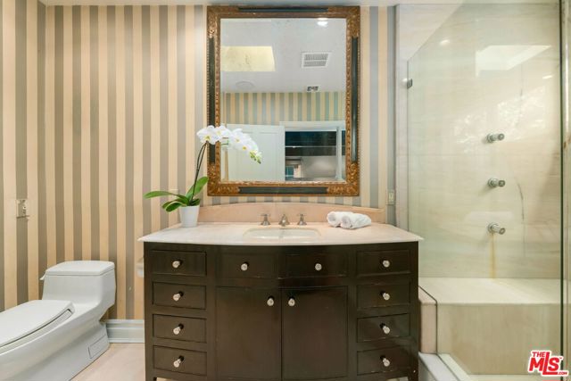 9053 Elevado Street, West Hollywood CA: https://media.crmls.org/mediaz/448ddcf7-b817-424d-a24f-1835b6786c05.jpg