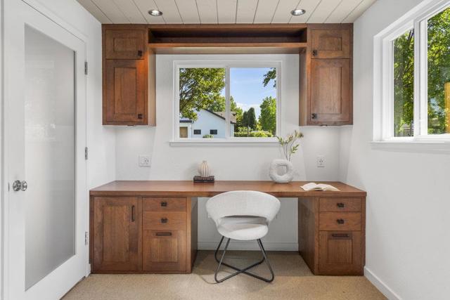 599 Dawn Drive, Sunnyvale CA: https://media.crmls.org/mediaz/448eaae3-a115-4288-b6d9-865c395e8f4d.jpg
