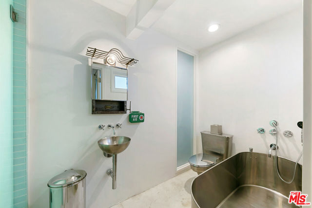 Drew Fenton | 27428 Pacific Coast Highway Malibu CA | MLS: 7336160