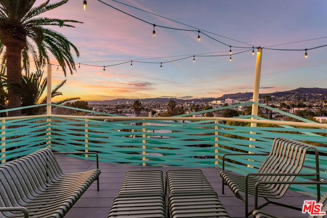 906 HYPERION Avenue, Los Angeles CA: https://media.crmls.org/mediaz/448f6c90-c708-4b0a-9696-b99673c5e3cd.jpg