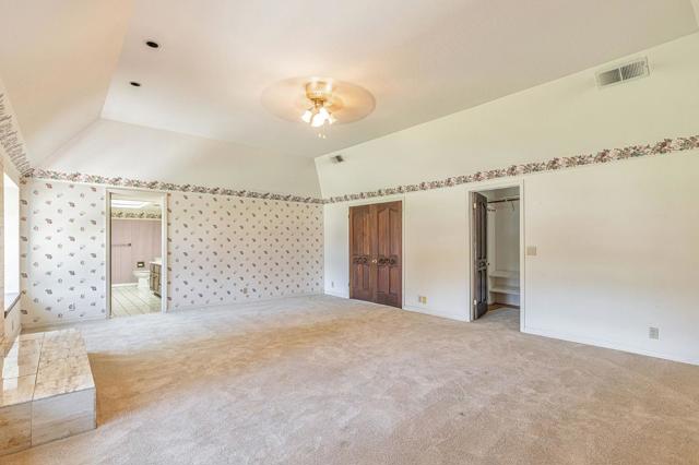 9885 Lantz Drive, Morgan Hill CA: https://media.crmls.org/mediaz/44918b74-28f1-4756-b870-799b719785bb.jpg