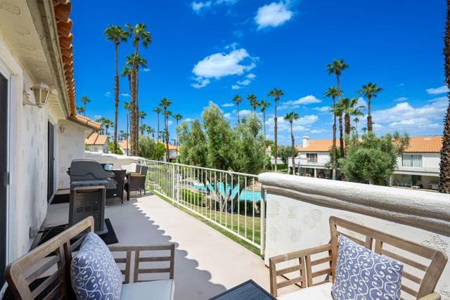 172 Torrey Pine Drive, Palm Desert CA: https://media.crmls.org/mediaz/4492378d-8470-4c91-a6d7-e43e9fa7a2f4.jpg