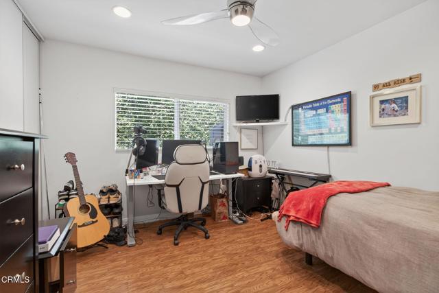 Detail Gallery Image 38 of 75 For 145 Mesa Dr, Camarillo,  CA 93010 - 5 Beds | 4/1 Baths