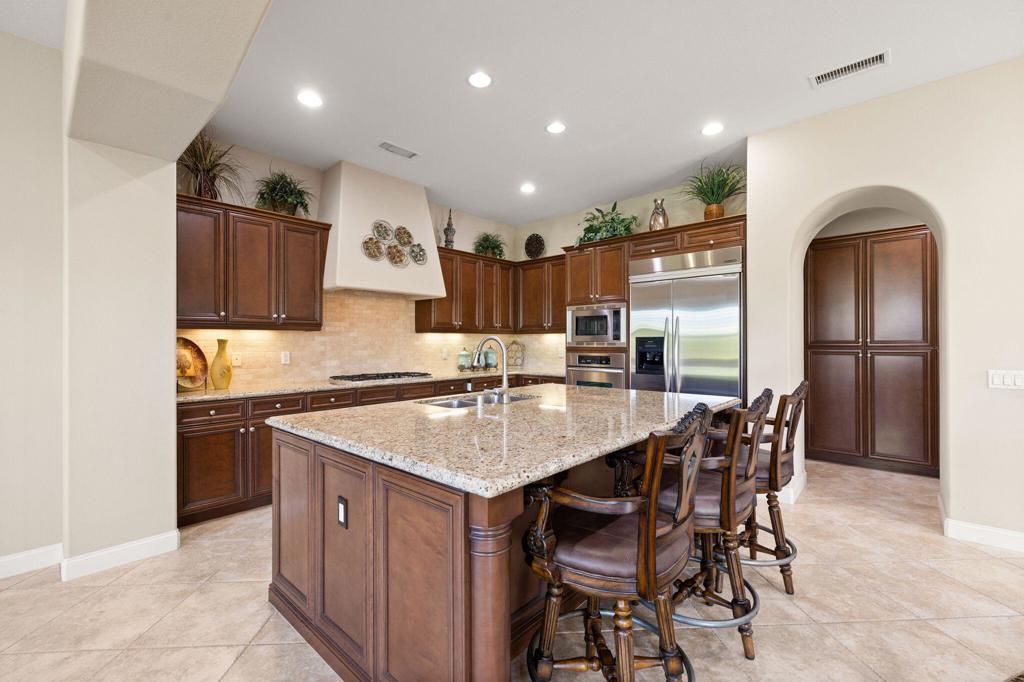 MLS #219135254DA image #14