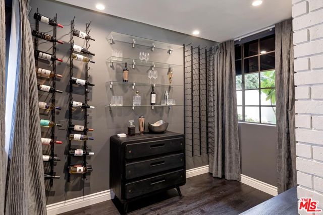 Drew Fenton | 1060 Chantilly Road Los Angeles CA | MLS: 7551623