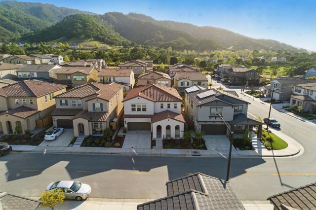 7081 Kirigin Way, Gilroy CA: https://media.crmls.org/mediaz/44945b2a-d13d-4e23-8643-3778f16f4104.jpg