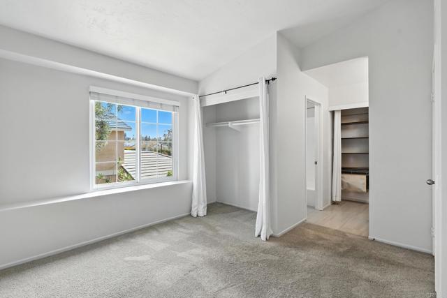 3707 Caminito Carmel, San Diego CA: https://media.crmls.org/mediaz/4494ec1b-3a56-4f2b-95f5-cd7c4360ff70.jpg