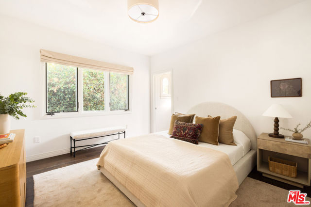 215 North Gower Street photo 21
