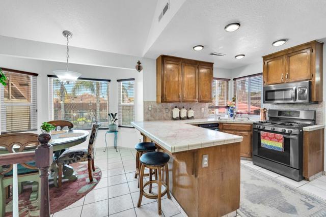 711 Kirkwood Court, Los Banos CA: https://media.crmls.org/mediaz/4496a29e-f270-46f2-afdb-099438579a7f.jpg