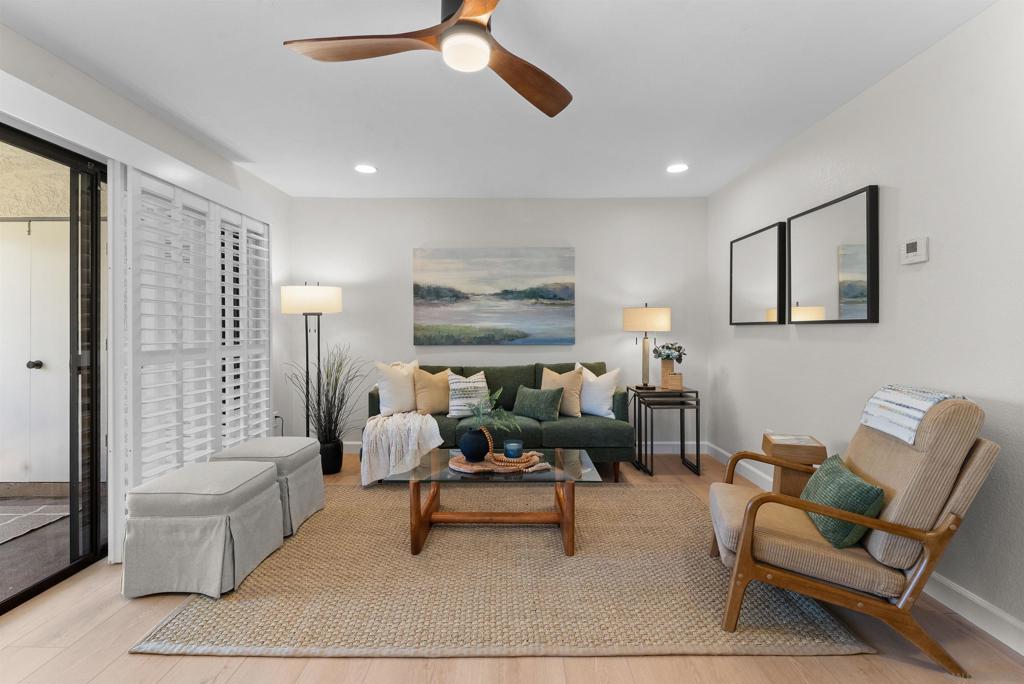 MLS #250037782SD image #5