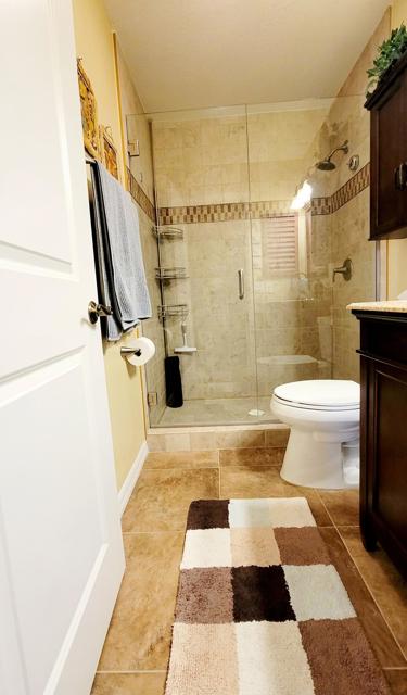 31200 Landau Boulevard, Cathedral City CA: https://media.crmls.org/mediaz/4497f6de-d28d-40e8-8f23-8bd37ad89316.jpg