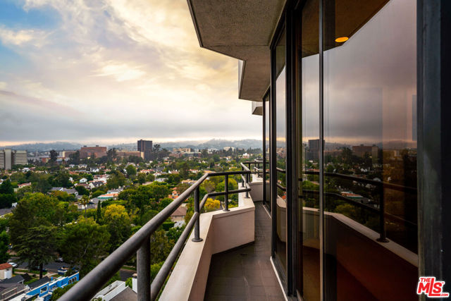 10601 Wilshire Boulevard, Los Angeles CA: https://media.crmls.org/mediaz/44984d38-a773-47ef-8e6e-625f2df36fff.jpg