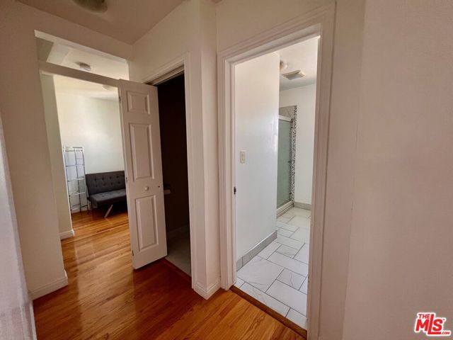 2333 S Garth Avenue, Los Angeles CA: https://media.crmls.org/mediaz/4498aad6-40f7-4771-89d7-fd19b23c4607.jpg