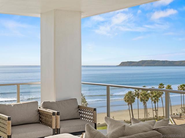 1810 Avenida Del Mundo, Coronado CA: https://media.crmls.org/mediaz/449913ba-76e7-485a-8075-c01f4bae2825.jpg