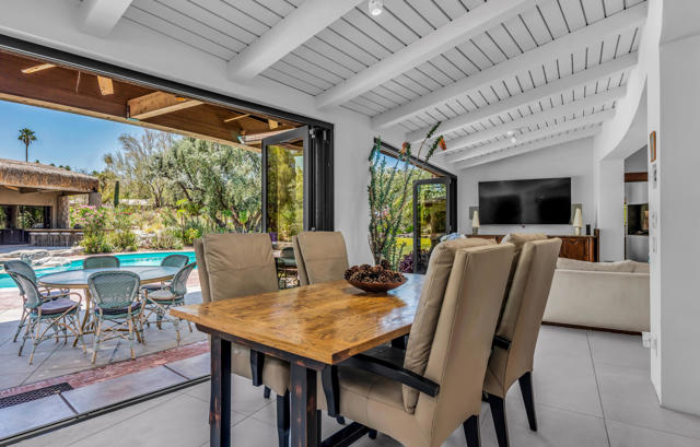 73297 Grapevine Street, Palm Desert CA: https://media.crmls.org/mediaz/449b5b11-e079-4a2d-9f7e-699c5dadd869.jpg