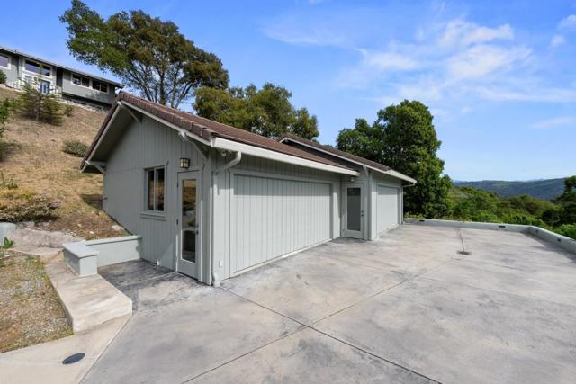 31475 Via Las Rosas, Carmel Valley CA: https://media.crmls.org/mediaz/449be71d-469f-4862-acc7-b74316d43ed5.jpg