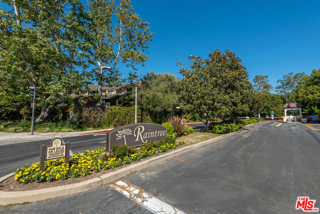 7211 Raintree Circle, Culver City CA: https://media.crmls.org/mediaz/449ca6c7-ffed-479d-93af-efbe6c99219a.jpg