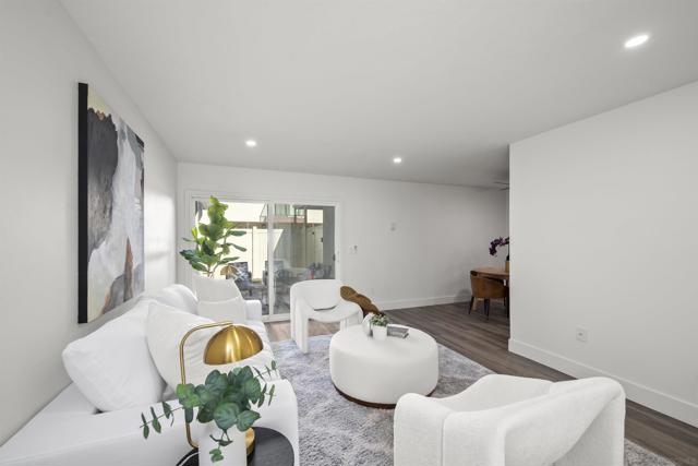 7836 Hummingbird Ln, San Diego CA: https://media.crmls.org/mediaz/449cbfa4-8841-482d-8f0b-f02406b385eb.jpg