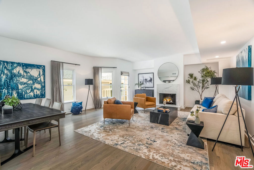 2622 2nd Street #2