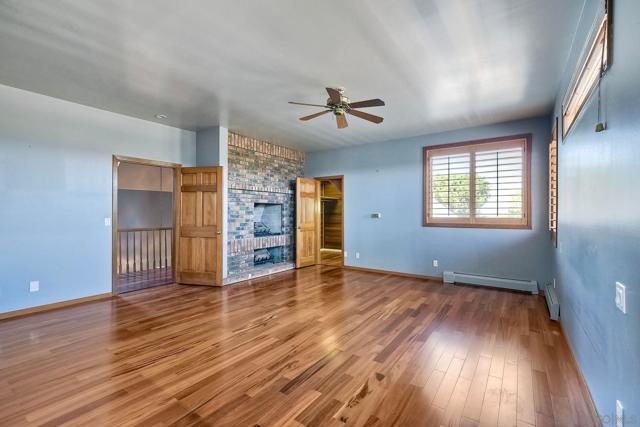 2511 Via Rancheros, Fallbrook CA: https://media.crmls.org/mediaz/449e942a-0311-486e-aeff-44c641bc6502.jpg