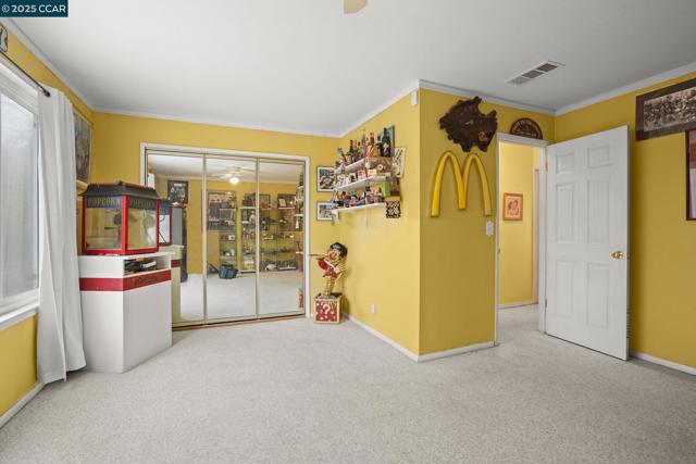 Image 45 of 46 For 2279 Saint George Dr
