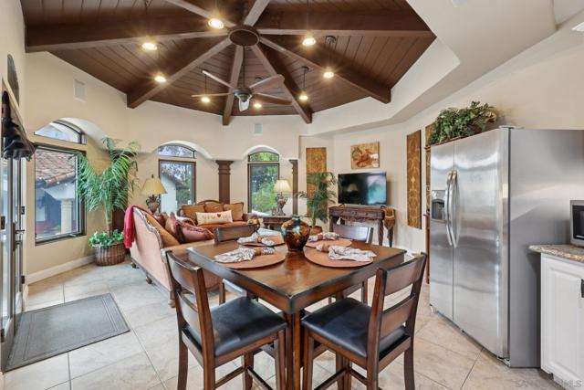 13371 Summit Cir, Poway CA: https://media.crmls.org/mediaz/449fc616-0996-44c5-9fe4-d8bd9cce174c.jpg