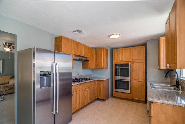 66590 Yucca Drive, Desert Hot Springs CA: https://media.crmls.org/mediaz/449fe3ba-c7c7-4a91-a9f6-7d8cf16e019e.jpg