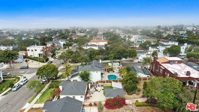 703 Avenue D, Redondo Beach, California 90277, 3 Bedrooms Bedrooms, ,1 BathroomBathrooms,Residential,Sold,Avenue D,21767438