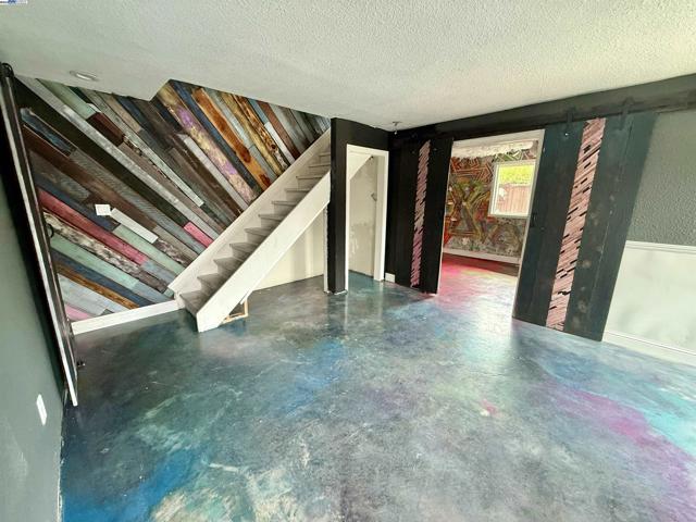 1817 Bluebell Dr, Livermore CA: https://media.crmls.org/mediaz/44a0477a-2fa5-47e2-bd61-bbb1cc2ea9c0.jpg